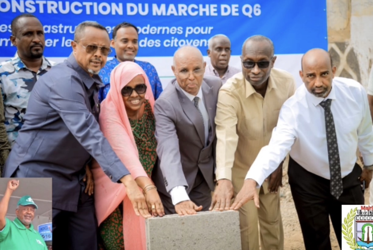 Pose de la première pierre des marchés communautaires au Q6 et à Ambouli